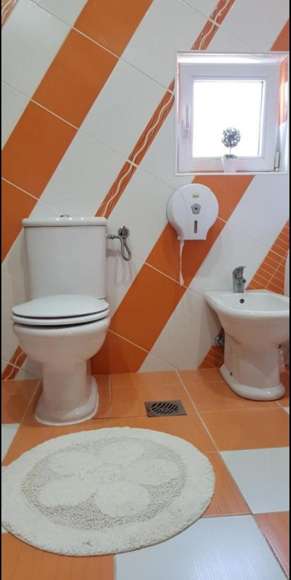 Lux Apartments With Pool Dex Zemun Polje Eksteriør billede