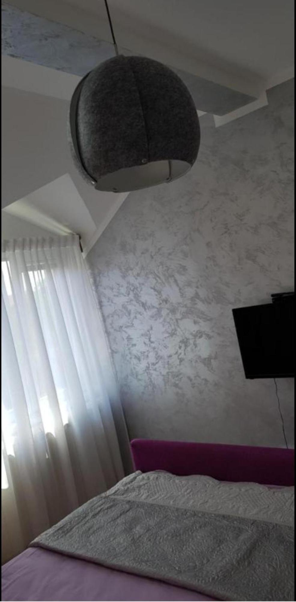 Lux Apartments With Pool Dex Zemun Polje Eksteriør billede