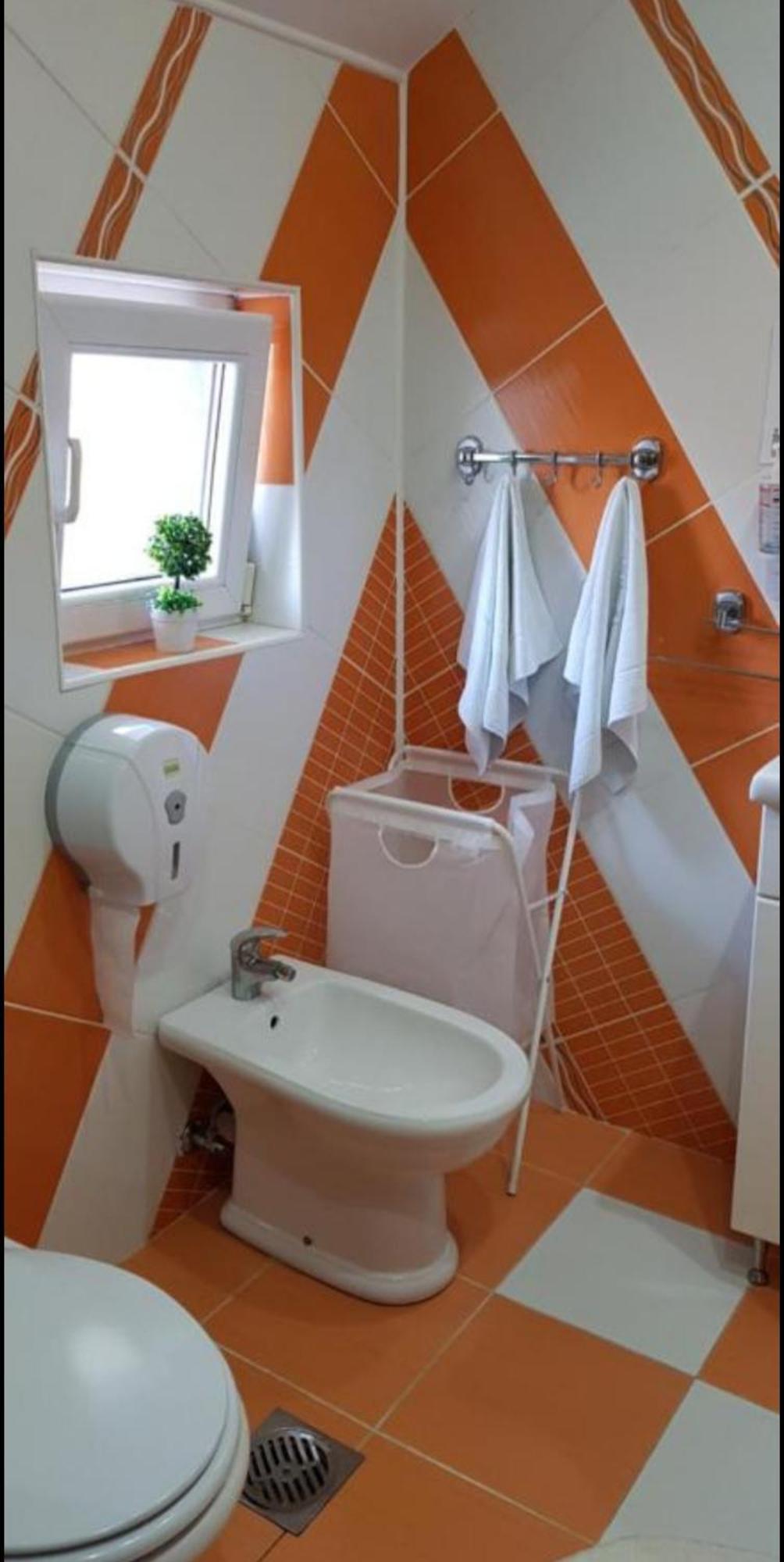 Lux Apartments With Pool Dex Zemun Polje Eksteriør billede